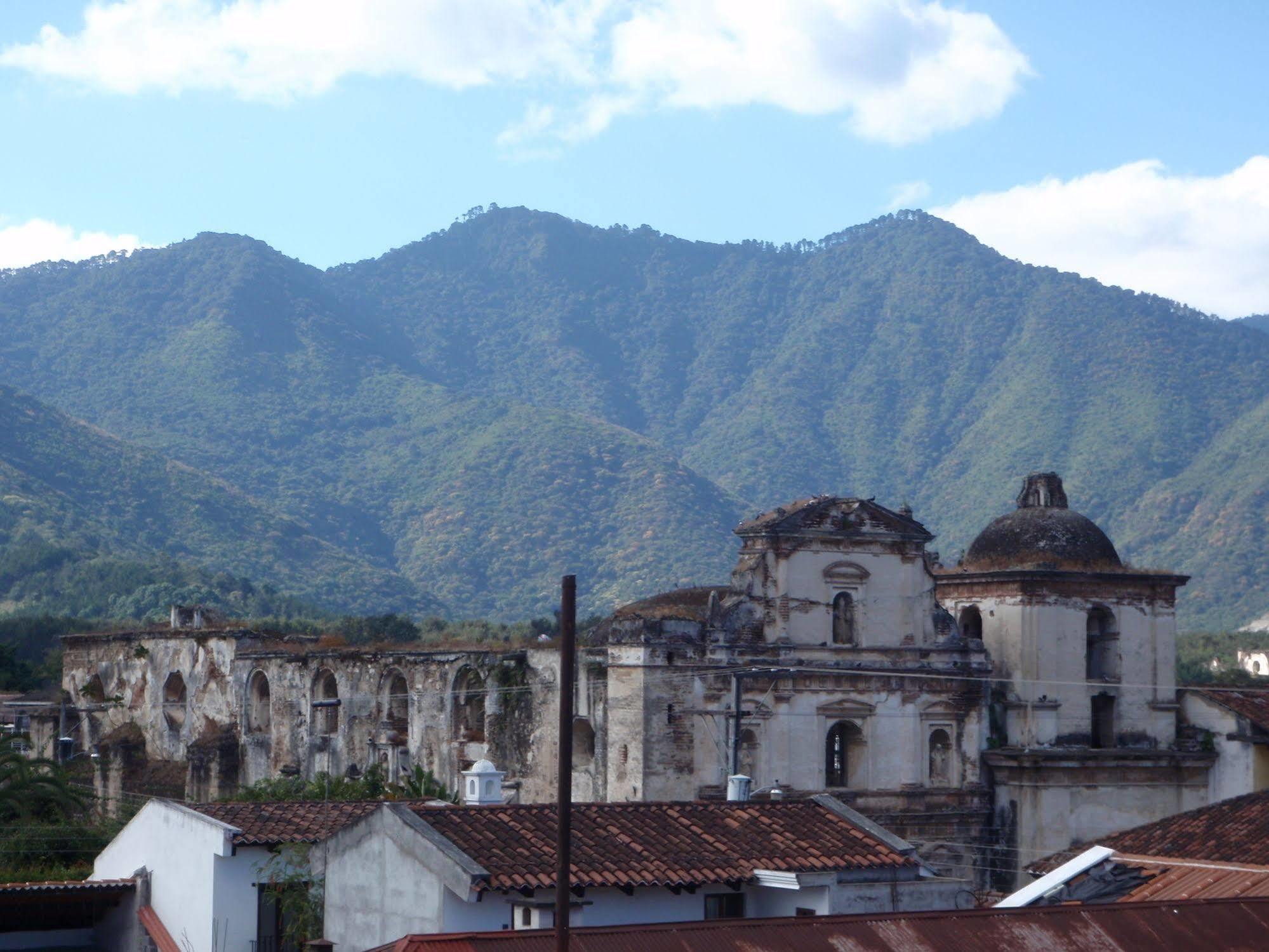 Hotel Meson Del Valle By Ahs Antigua Exterior foto